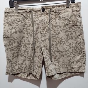 Women's Lauren Jeans Company shorts by Ralph Lauren. Size 6. Abstract camo.